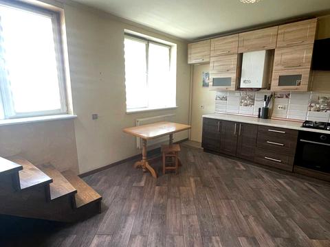 квартира за адресою Івасюка вул., 50