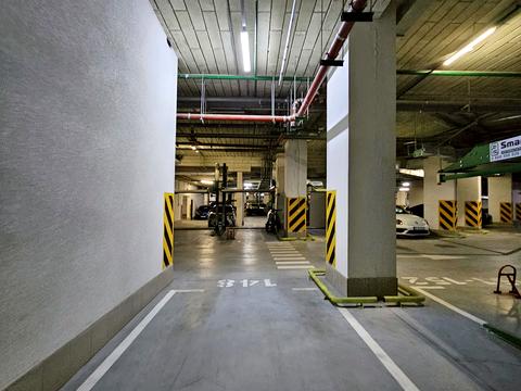 паркоместо по адресу Дегтярная ул., 19