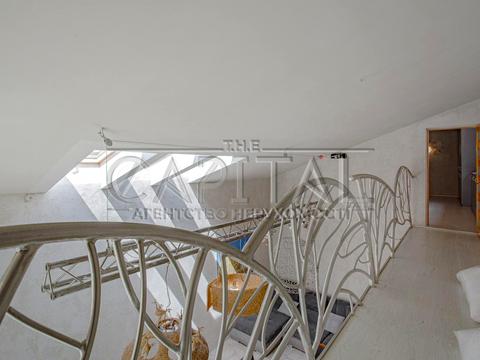 будинок за адресою Богатирська вул., 30А