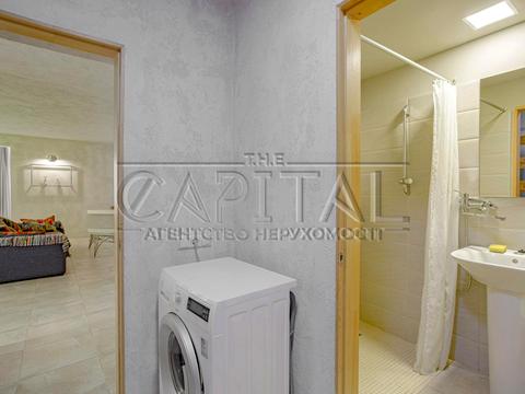 будинок за адресою Богатирська вул., 30А