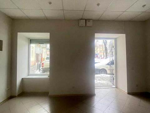 комерційна за адресою Львів, Підмурна вул., 24