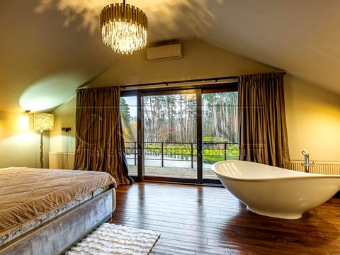 будинок за адресою с. Стоянка, гарматна, 39