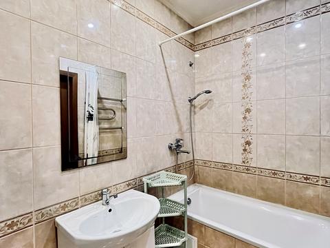 квартира за адресою Освіти вул., 4