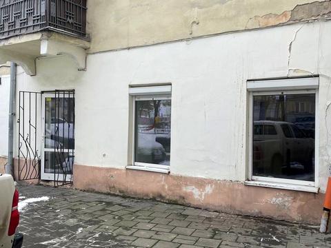 комерційна за адресою Підмурна вул., 20