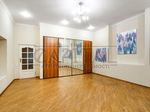 комерційна за адресою Київ, Лютеранська вул., 12