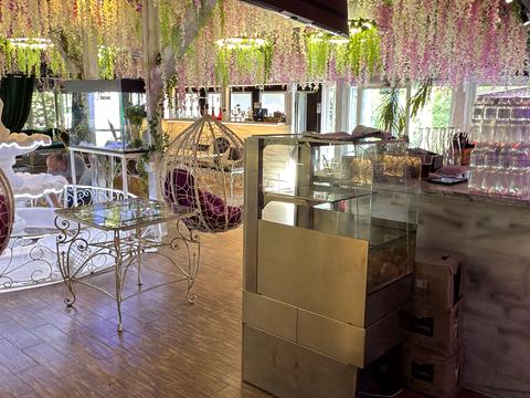 комерційна за адресою Тулузи вул., 3-Б