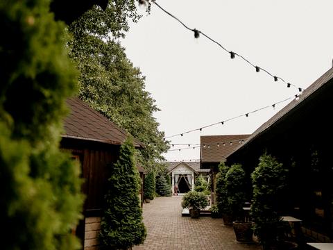 комерційна за адресою Соборна вул., 1/2