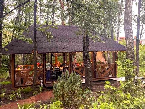 комерційна за адресою Соборна вул., 1/2