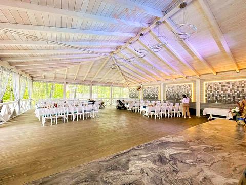 комерційна за адресою Соборна вул., 1/2