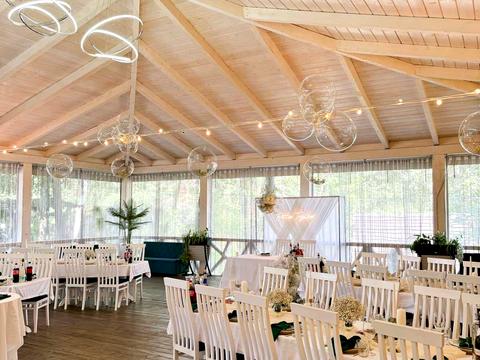 комерційна за адресою Соборна вул., 1/2