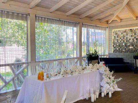 комерційна за адресою Соборна вул., 1/2