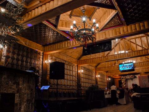 комерційна за адресою Соборна вул., 1/2