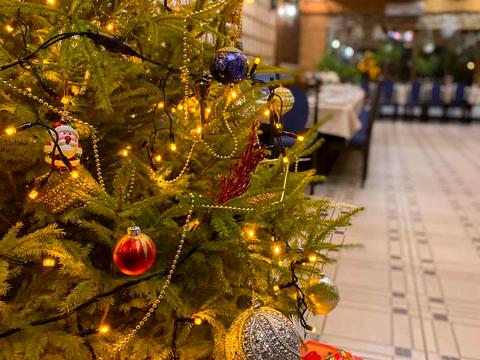 комерційна за адресою Соборна вул., 1/2