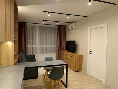 квартира за адресою Героїв Майдану вул., (Будинок 9)