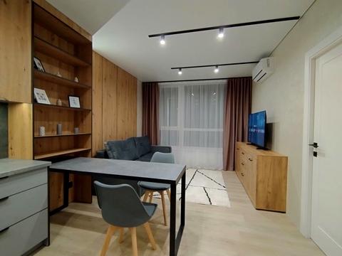 квартира за адресою Героїв Майдану вул., (Будинок 9)