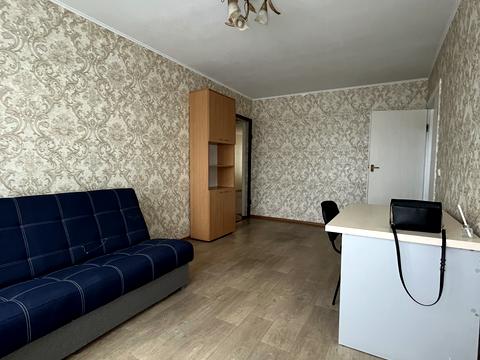 квартира за адресою Андрія Малишка вул., 3