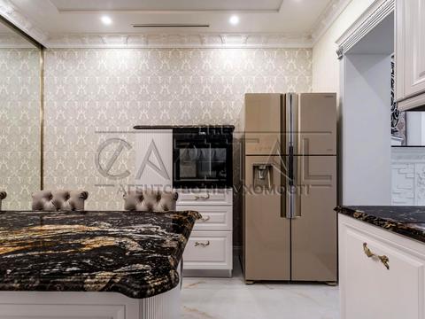 будинок за адресою смт. Козин, Лугова вул.