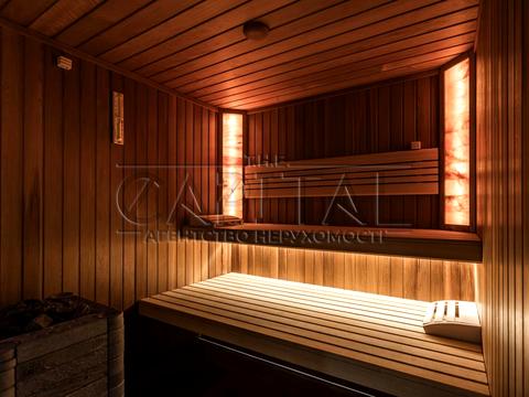 будинок за адресою смт. Козин, Лугова вул.