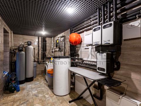 будинок за адресою смт. Козин, Лугова вул.