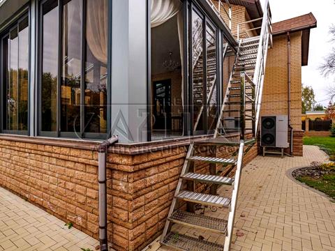 будинок за адресою смт. Козин, Лугова вул.