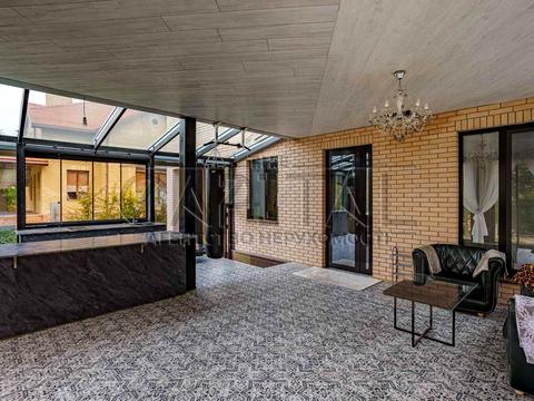 будинок за адресою смт. Козин, Лугова вул.