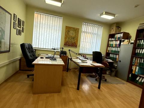 комерційна за адресою Городоцька вул., 243а