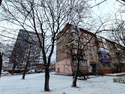 квартира за адресою Сірожупанників вул. (Валентина Сєрова), 36