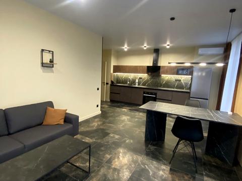 квартира за адресою Набережна Перемоги вул., (Будинок 1)