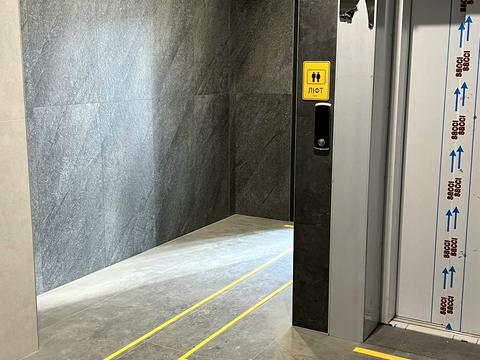 квартира за адресою Лісова вул., (Будинок)