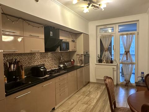 квартира за адресою Василя Стуса вул. (Островського), 24