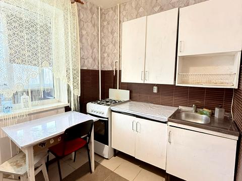 квартира за адресою Червоної Калини просп. (Володимира Маяковського), 26-Б