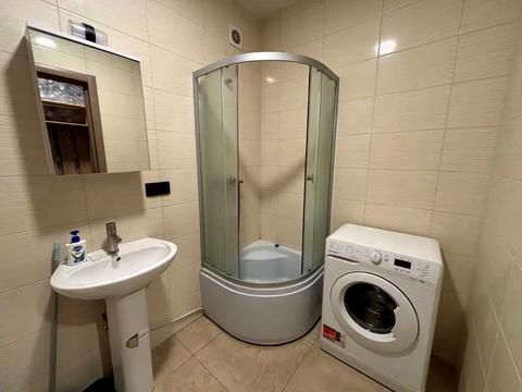 квартира по адресу Мольера ул., 77