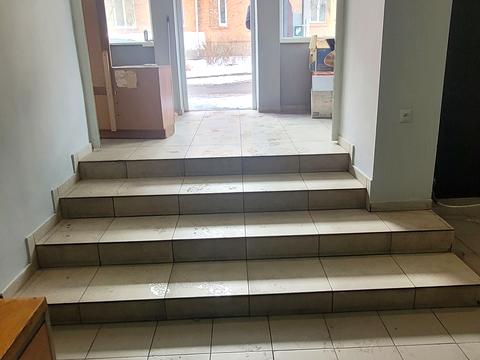 комерційна за адресою Подільська вул., 161