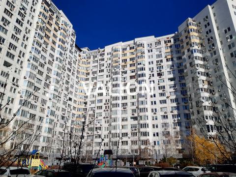 квартира по адресу Миколы Бажана просп., 14