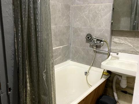 кімната за адресою Київ, Брюссельська вул. (Гончарова), 16