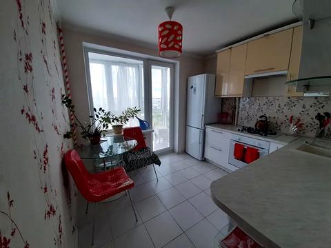 квартира по адресу Владимира Ивасюка просп. (Героїв Сталінграду), 9-А