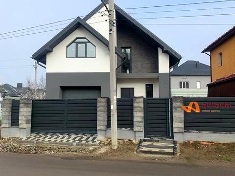 дом по адресу Степана Бандеры ул., 1