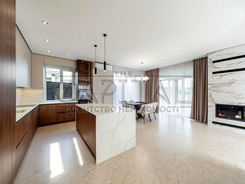 будинок за адресою Ягідна