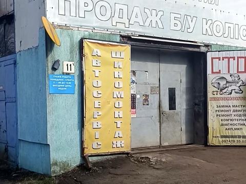 комерційна за адресою Зелена вул., (Будинок)
