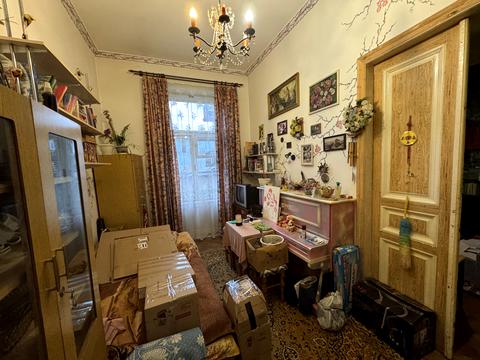 квартира за адресою Омеляна Поповича вул., 10