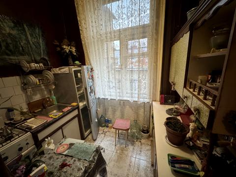 квартира за адресою Омеляна Поповича вул., 10