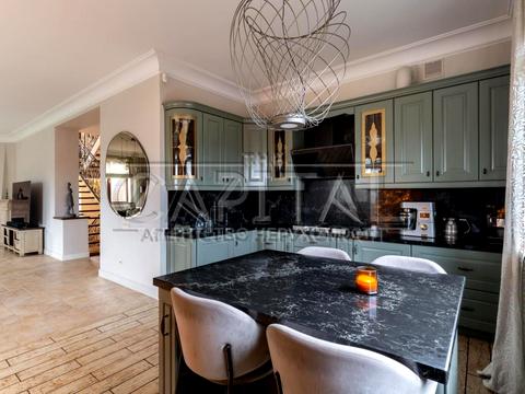 дом по адресу Київська ул.