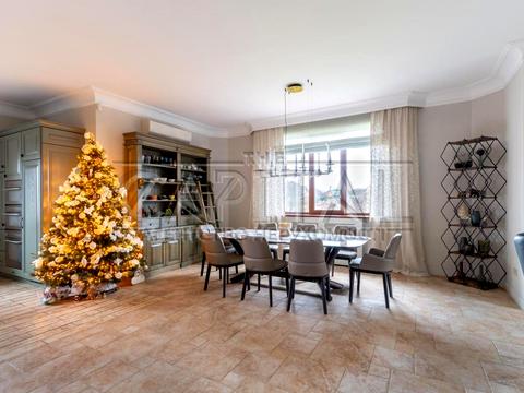 дом по адресу Київська ул.