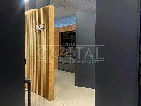 комерційна за адресою Новокостянтинівська вул., 2