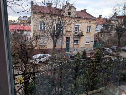 квартира за адресою Львів, Іллі Ріпина вул., 6