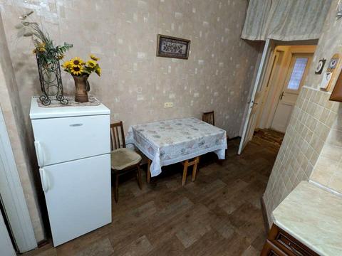 квартира за адресою Львів, Іллі Ріпина вул., 6