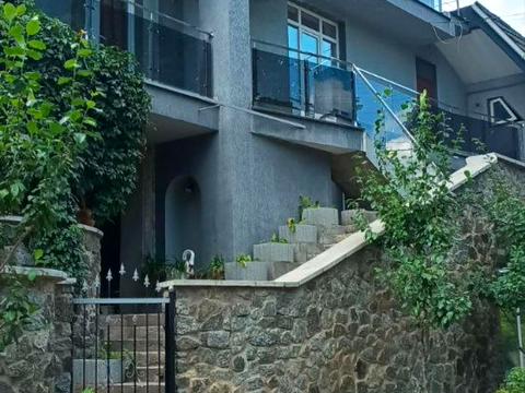 будинок за адресою Різдвяна вул. (Леніна)