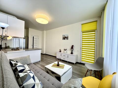 квартира за адресою Павла Скоропадського вул., 8