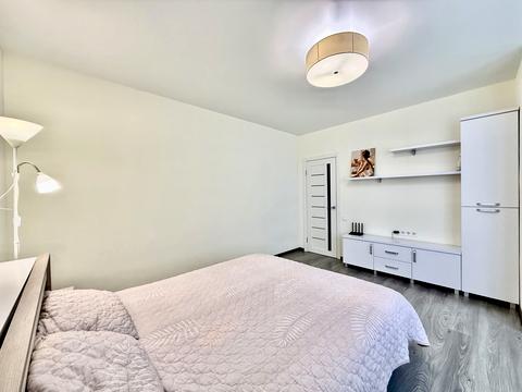 квартира за адресою Павла Скоропадського вул., 8