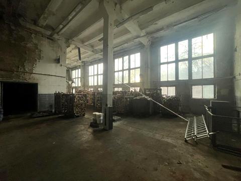 комерційна за адресою Київ, Бережанська, 2